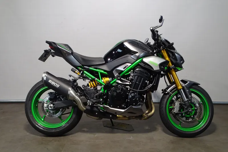 Kawasaki Z 900 SE (2025)
