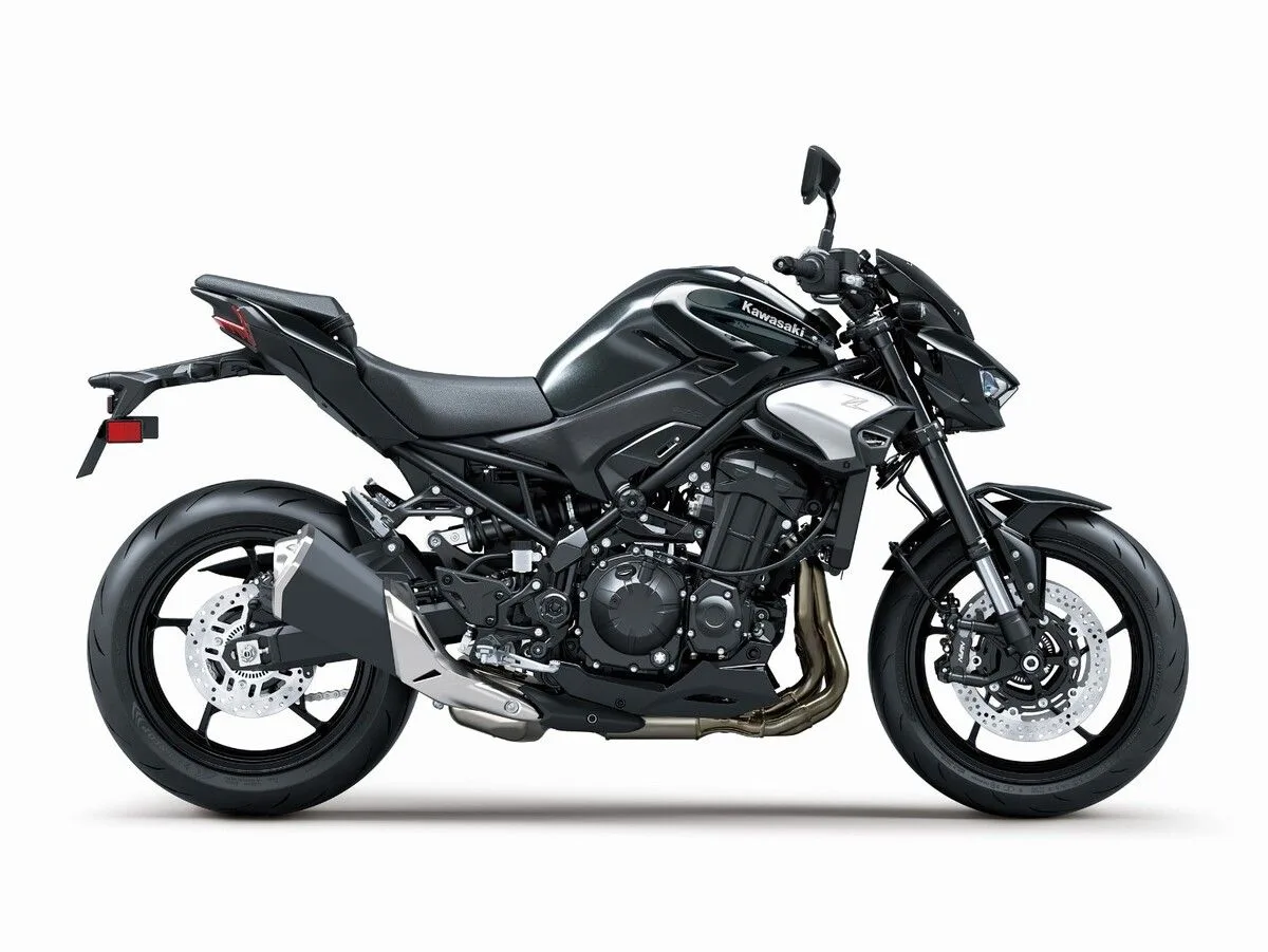 Kawasaki Z900 (2024) — foto 1
