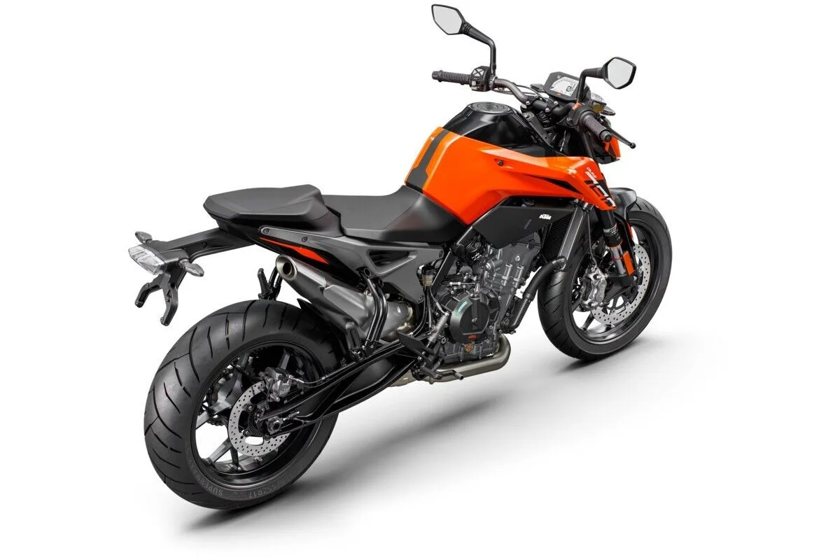 KTM 790 Duke (2024) — foto 1