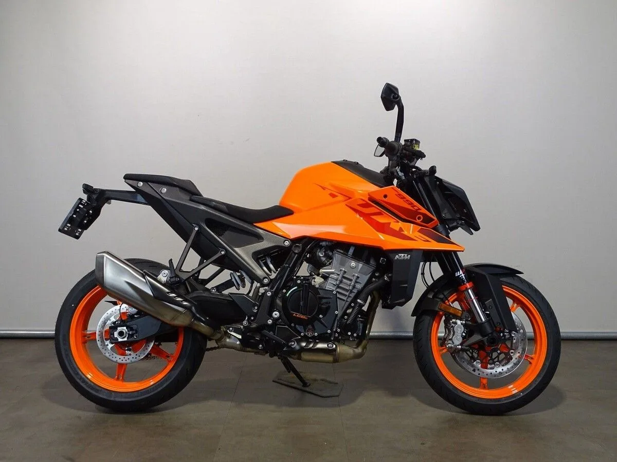 KTM 990 Duke (2026) — foto 1