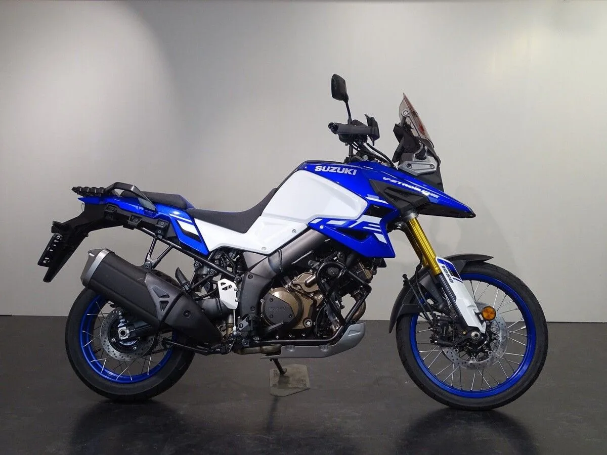 Suzuki V-Strom 1050DE (2025) — foto 1