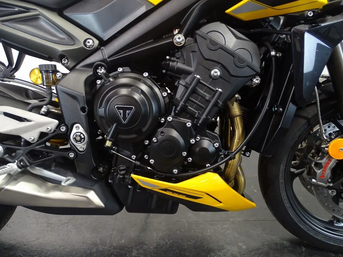 Triumph Street Triple RS (2024) — foto 1
