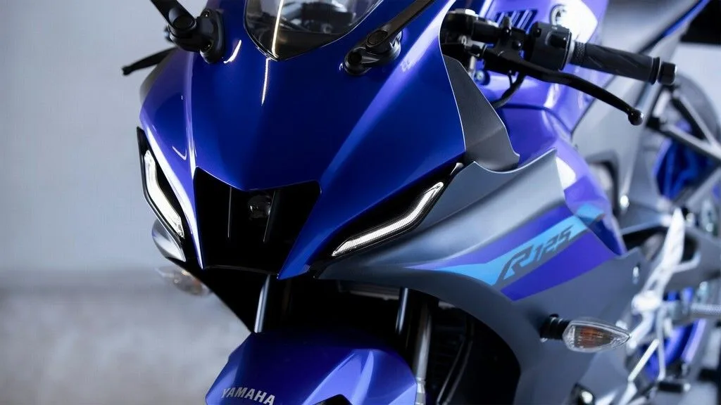 Yamaha YZF-R125 (2024) — foto 1