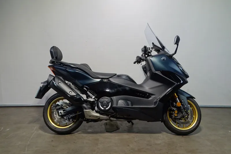 Yamaha Tmax Tech MAX (2023)