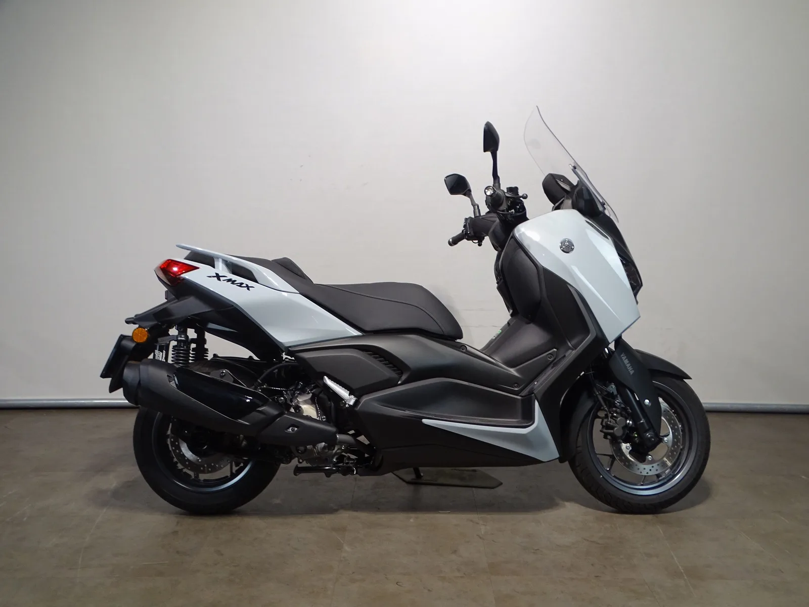 Yamaha XMAX 300 (2025) — foto 1