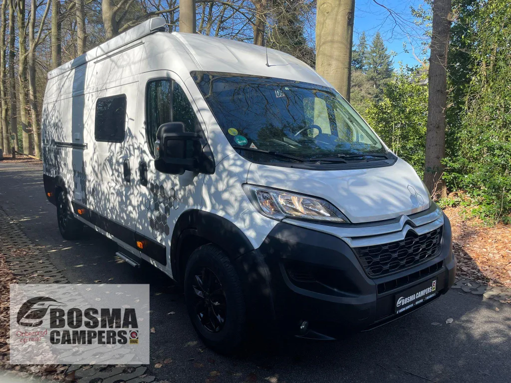 VanTourer 630 (2021) — foto 1