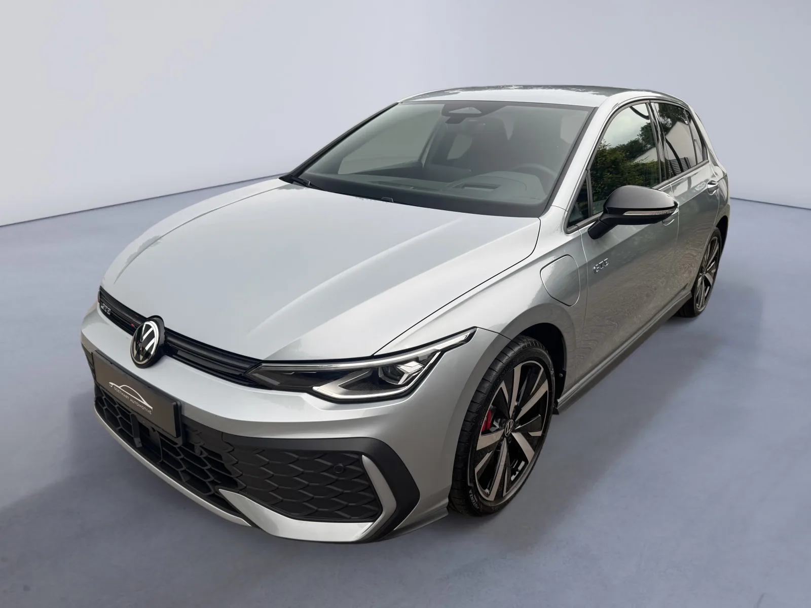 Volkswagen Golf (2025) — foto 1