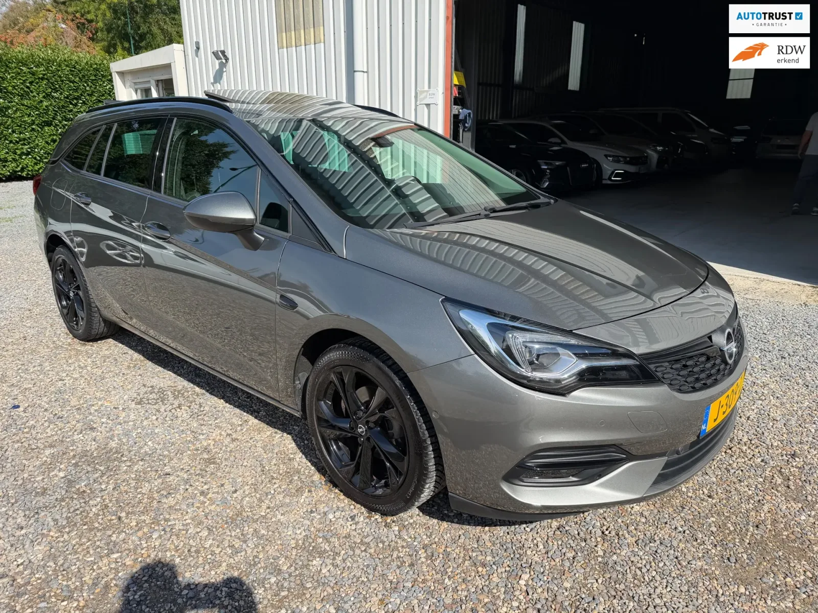Opel Astra (2020) — foto 1