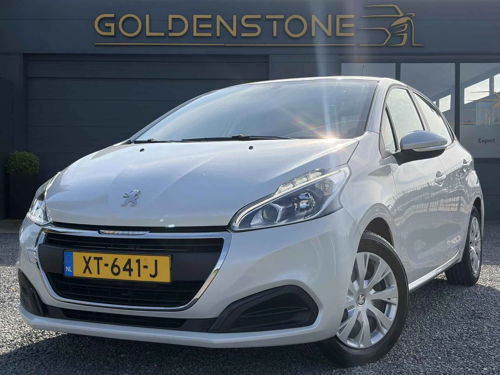 Peugeot 208 (2019) — foto 1