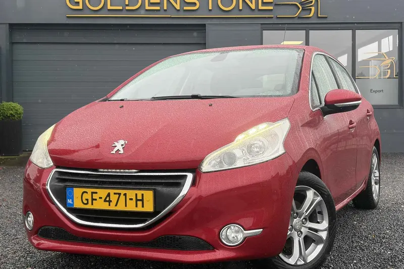 Peugeot 208 (2015)