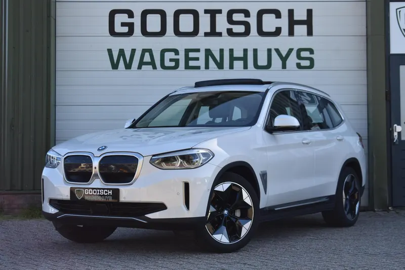 BMW iX3 (2021)