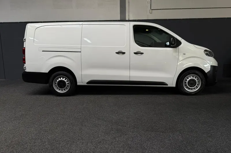 Toyota ProAce Worker (2020)