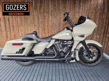 HARLEY-DAVIDSON ROAD (2019) — foto 1