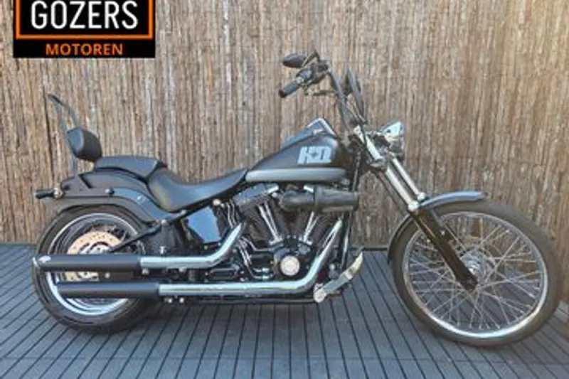 Harley-Davidson Softail Custom (2010)