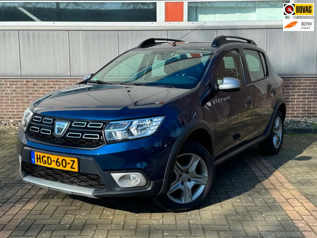 Dacia Sandero Stepway (2017) — foto 1