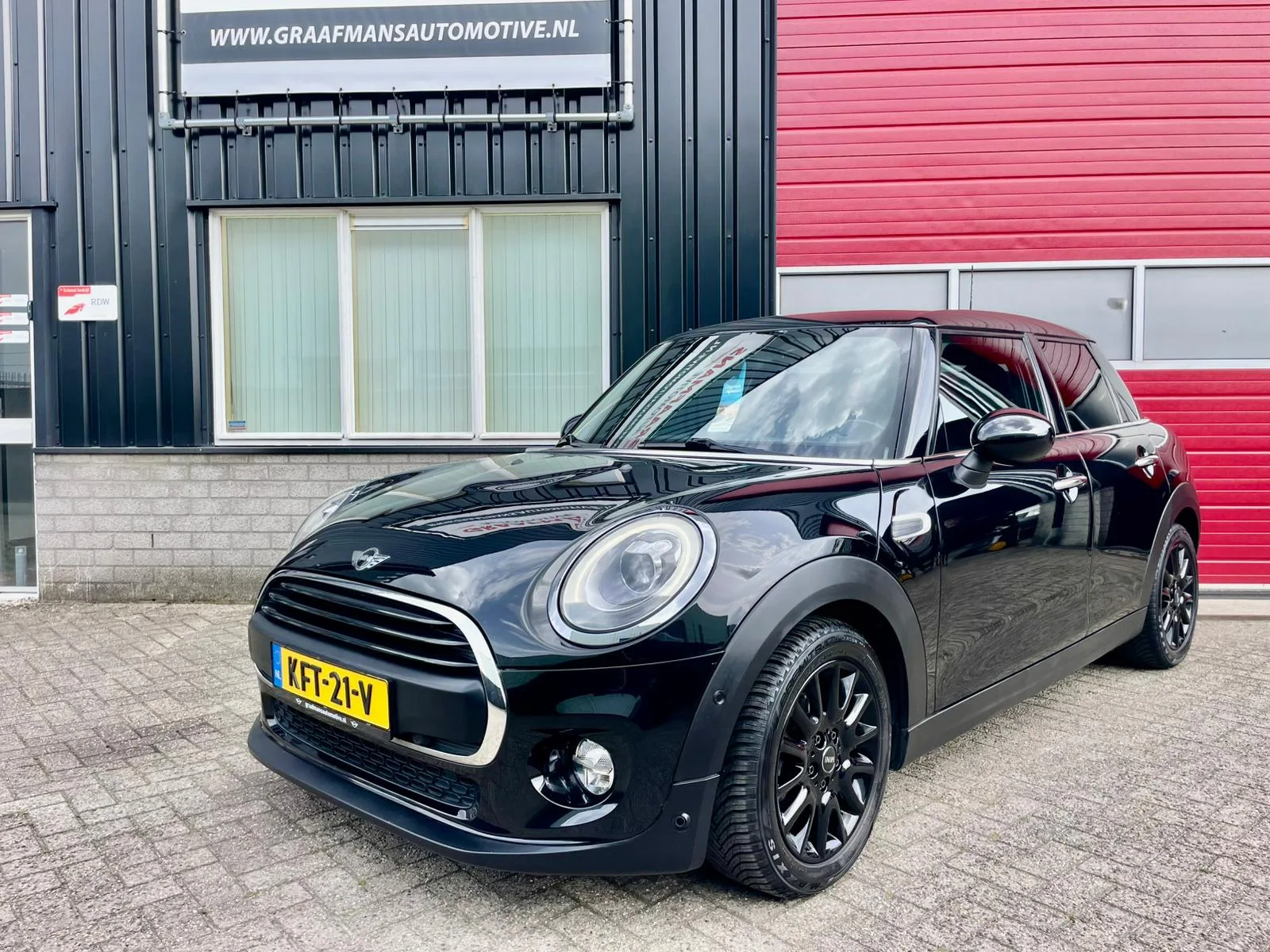 MINI Cooper (2017) — foto 1