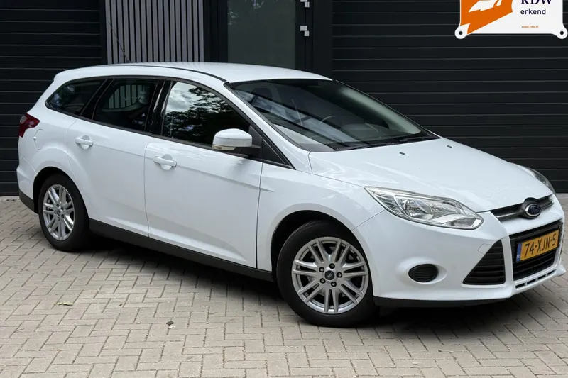 Ford Focus (2012)