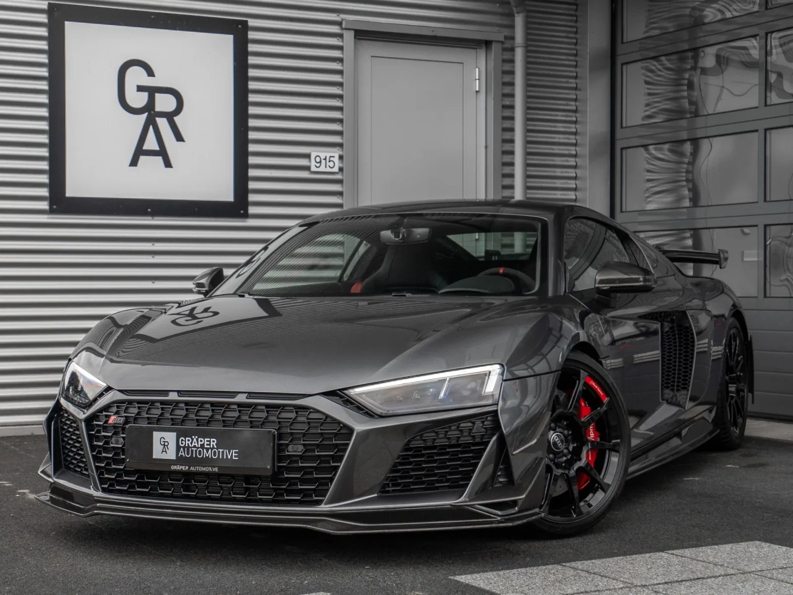 Audi R8 (2023) — foto 1