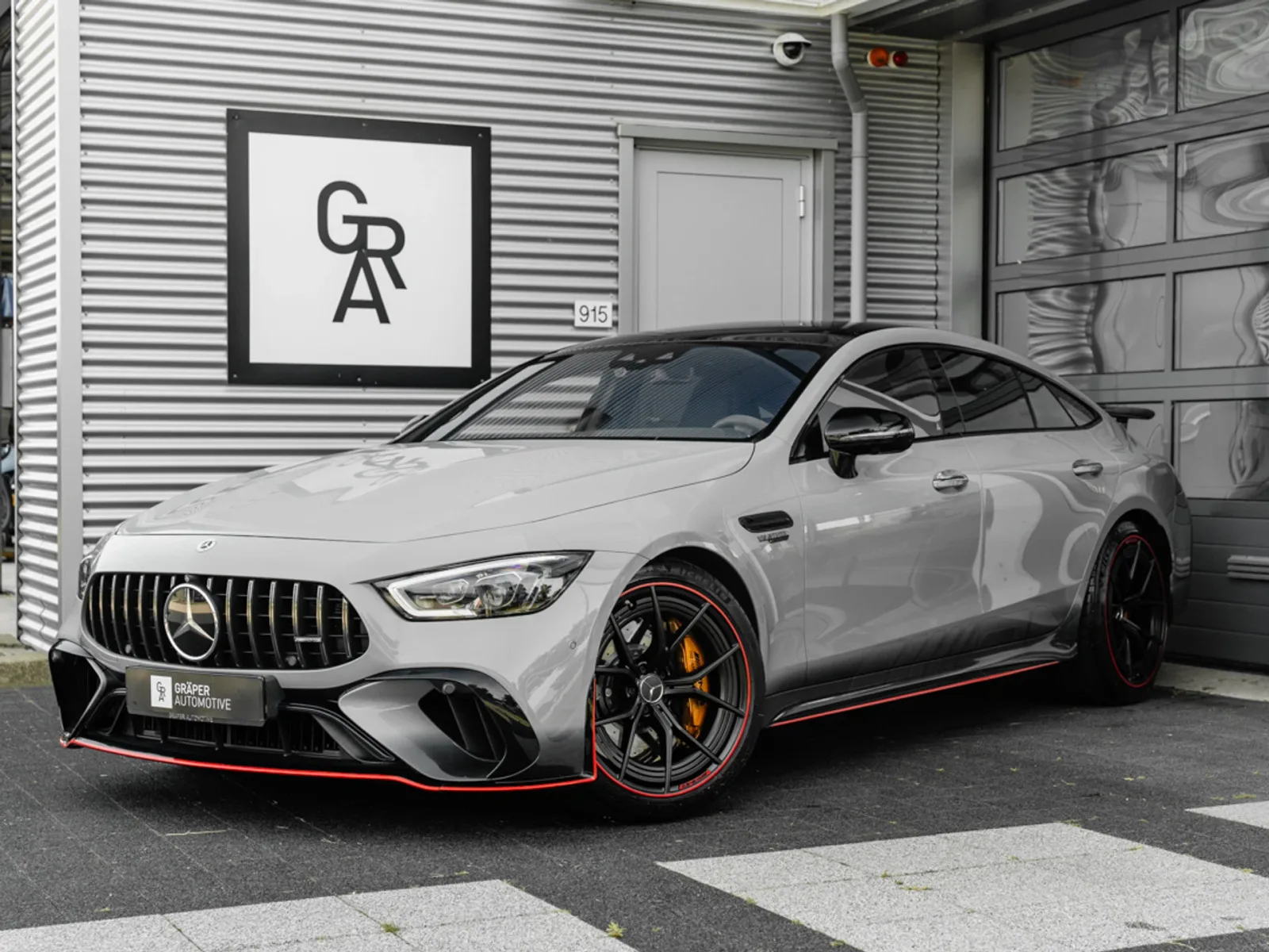 Mercedes-Benz AMG GT (2023) — foto 1