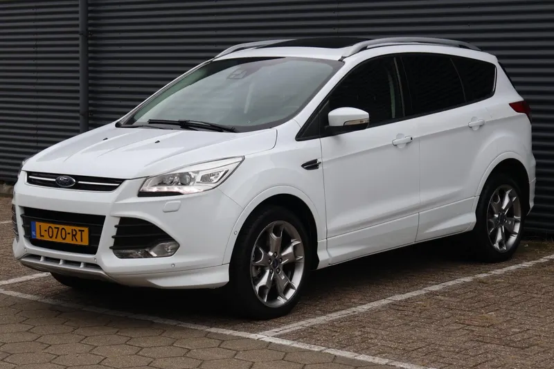 Ford Kuga (2016)