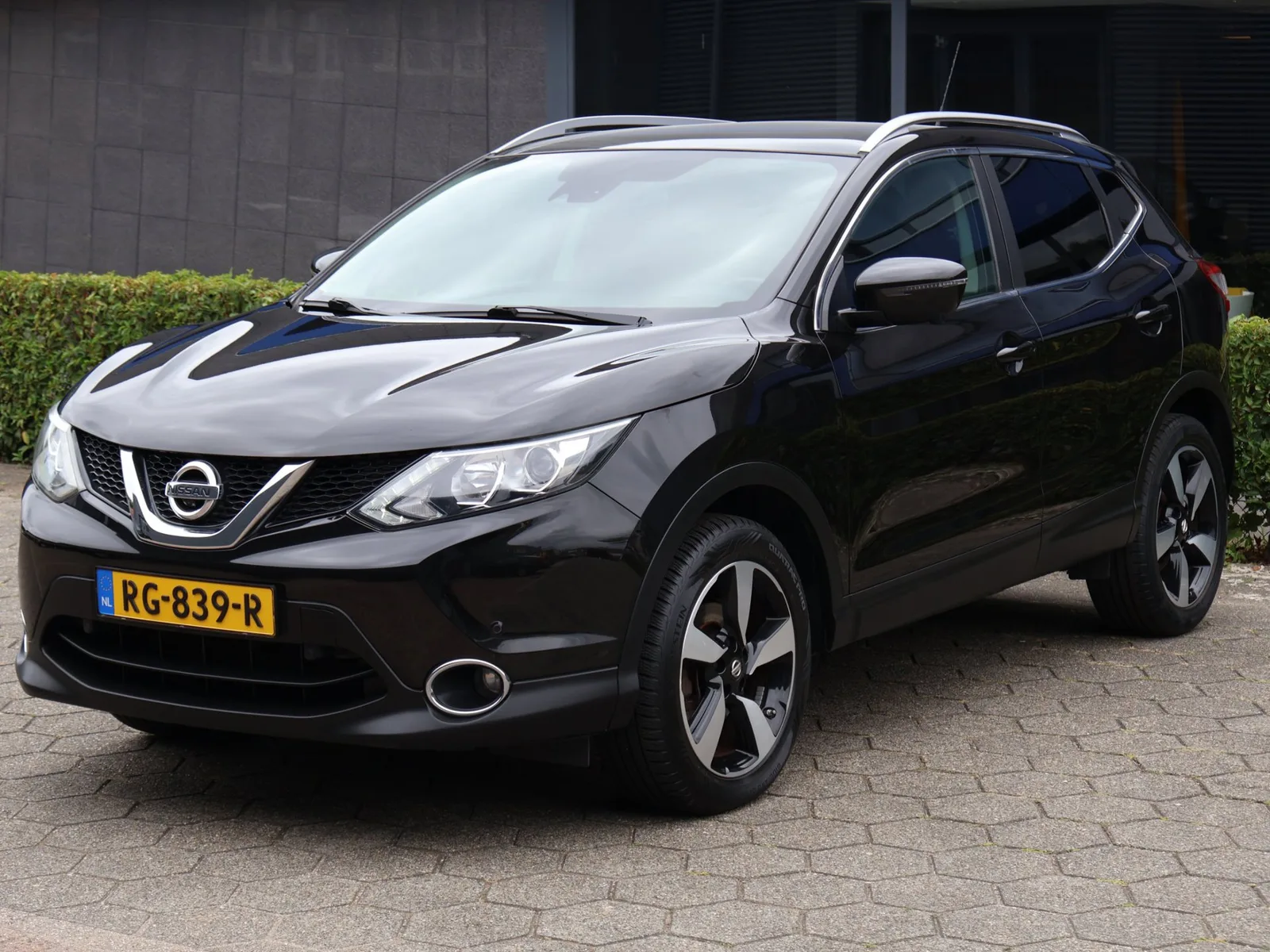 Nissan Qashqai (2017) — foto 1