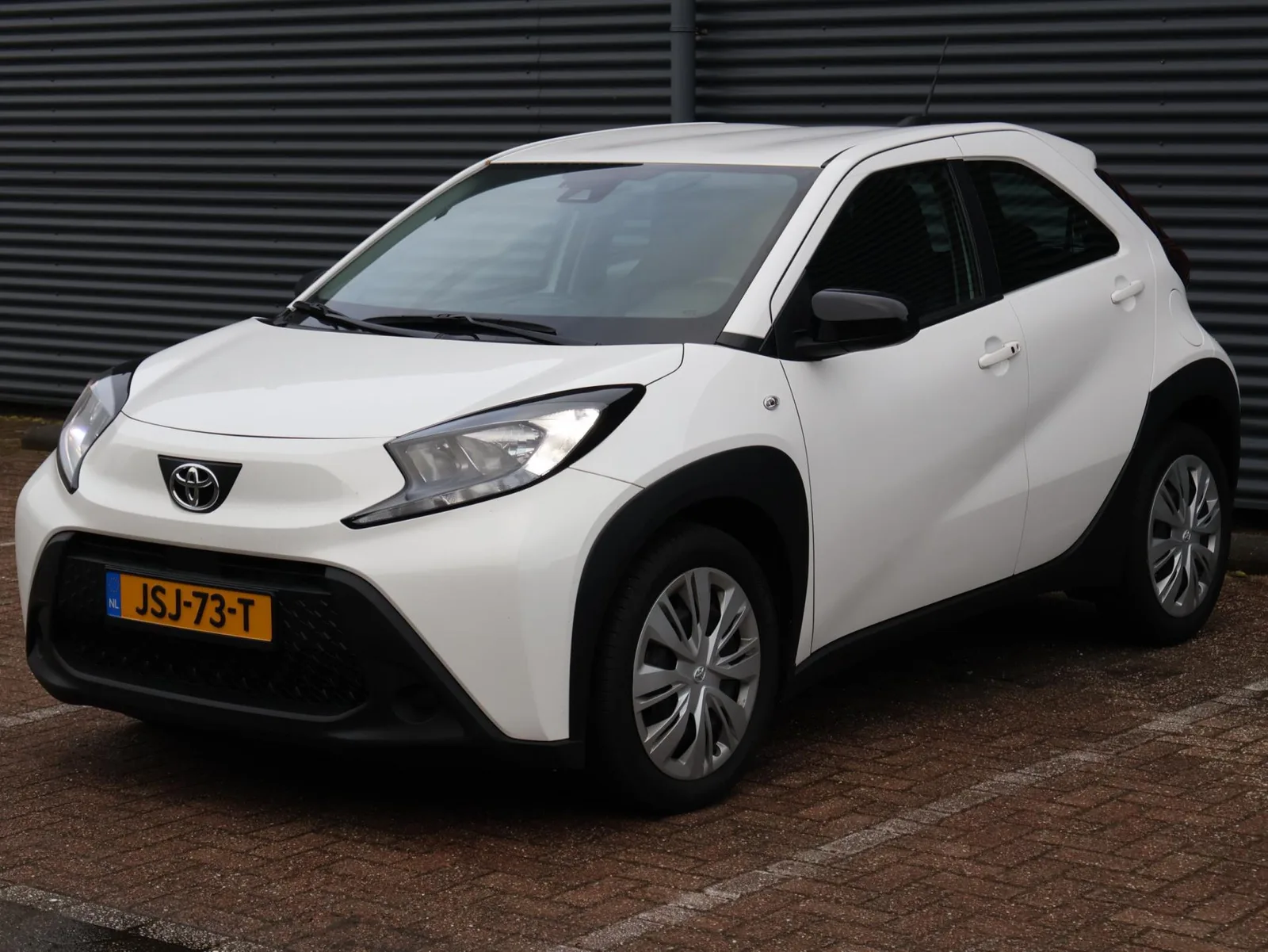 Toyota Aygo X (2022) — foto 1