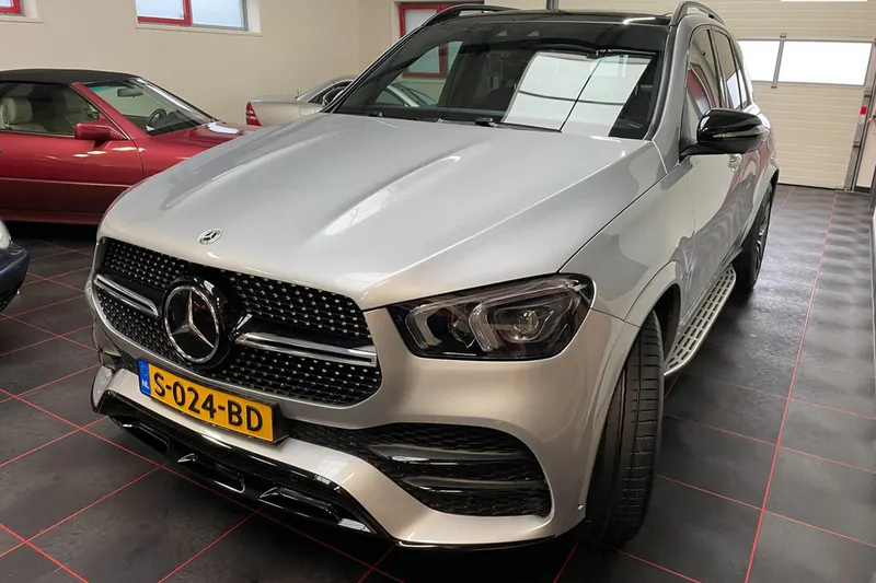 Mercedes-Benz GLE (2023)