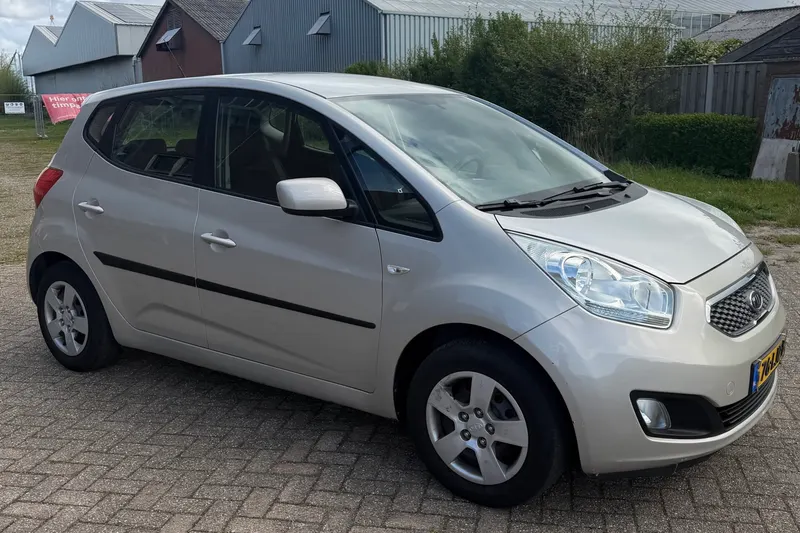 Kia Venga (2010)