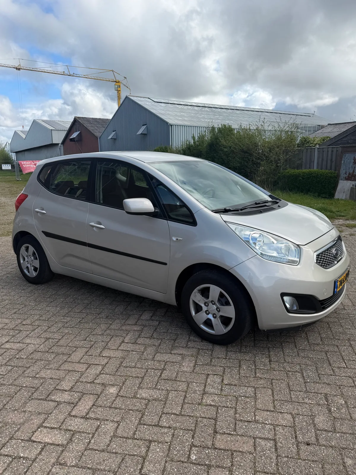 Kia Venga (2010) — foto 1