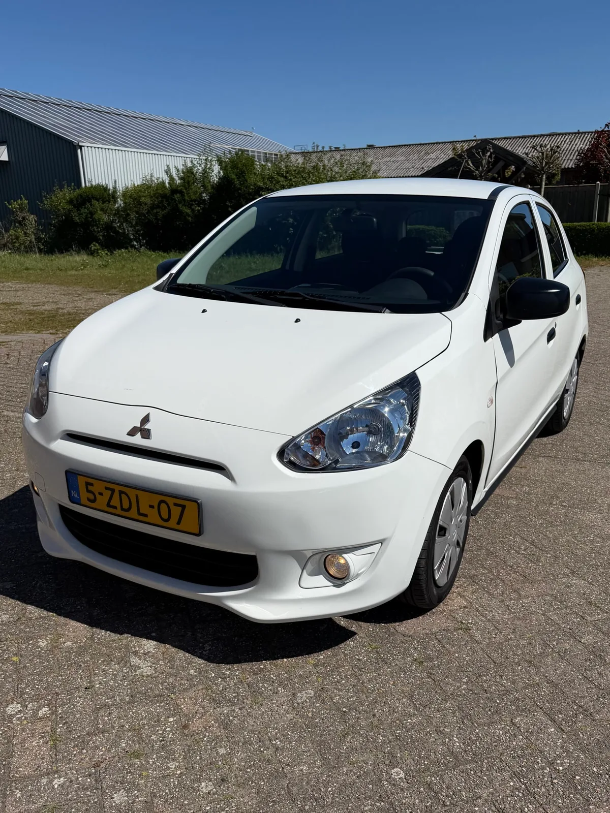 Mitsubishi Space Star (2014) — foto 1