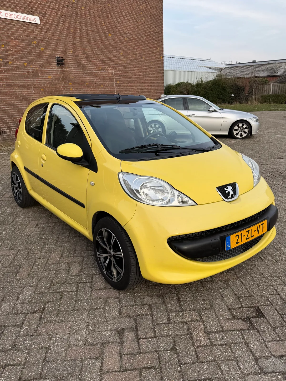 Peugeot 107 (2008) — foto 1