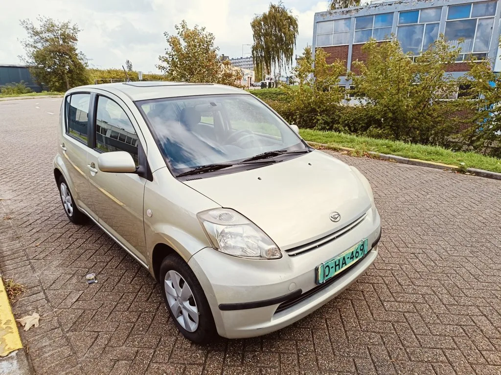 Daihatsu Sirion (2009) — foto 1