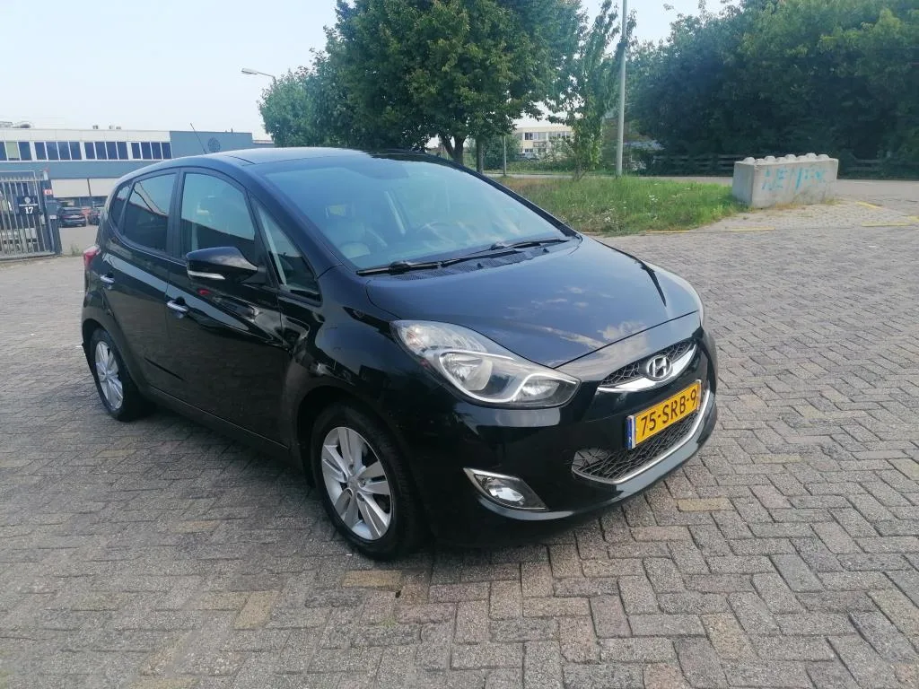 Hyundai ix20 (2011) — foto 1