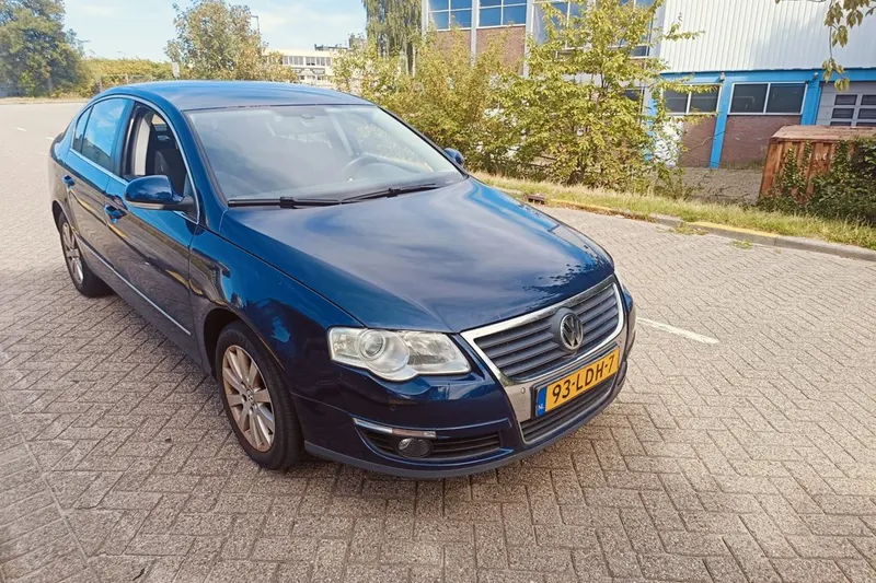 Volkswagen Passat (2010)