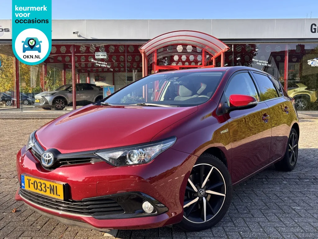 Toyota Auris (2019) — foto 1