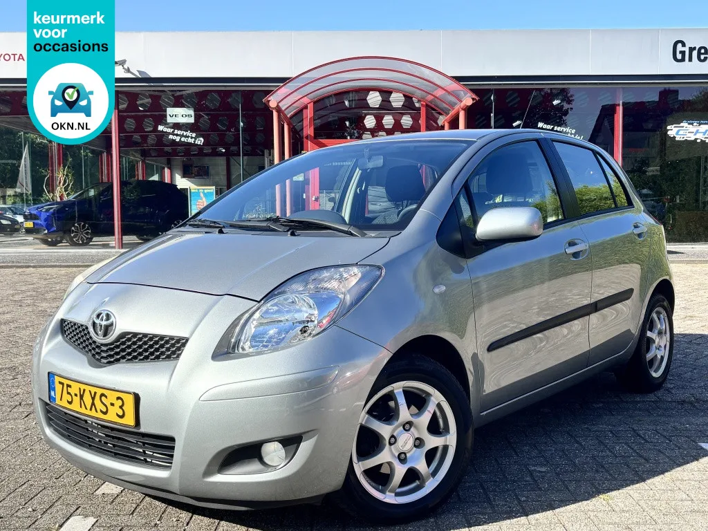 Toyota Yaris (2010) — foto 1