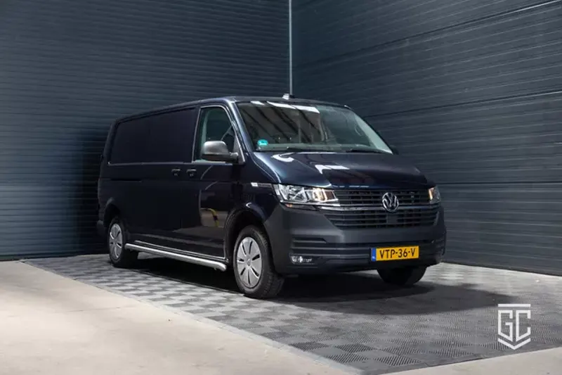 Volkswagen Transporter (2023)