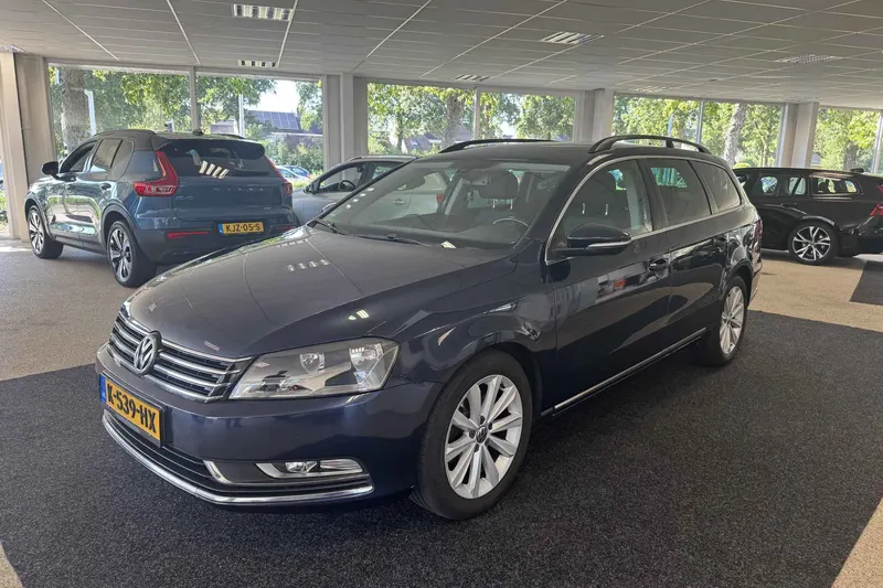 Volkswagen Passat (2011)