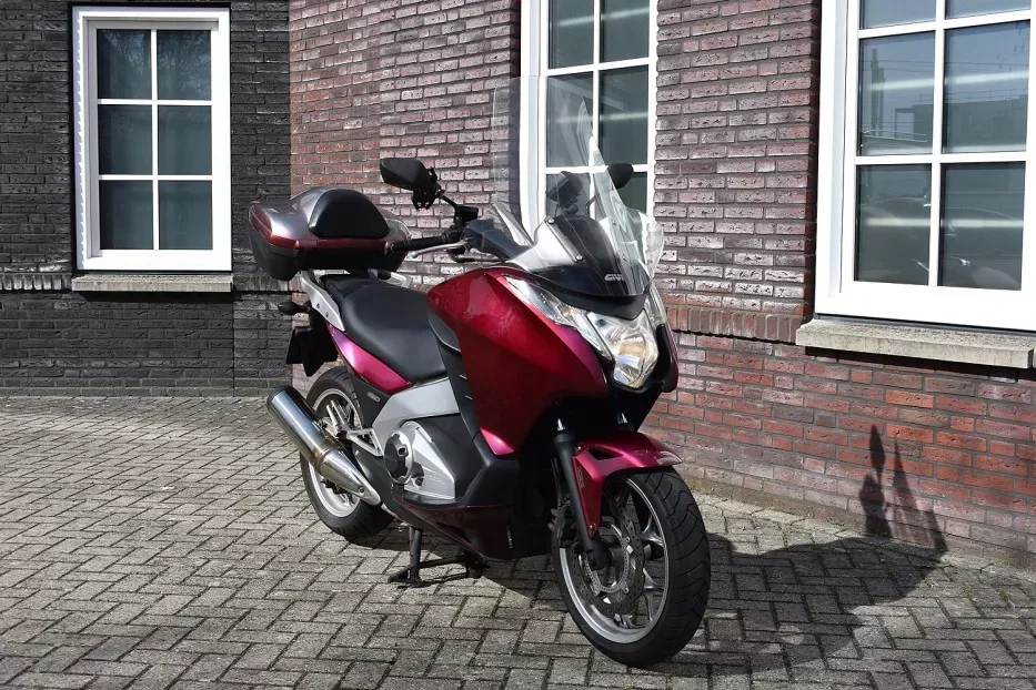 Honda NC 700 D Integra (2013) — foto 1