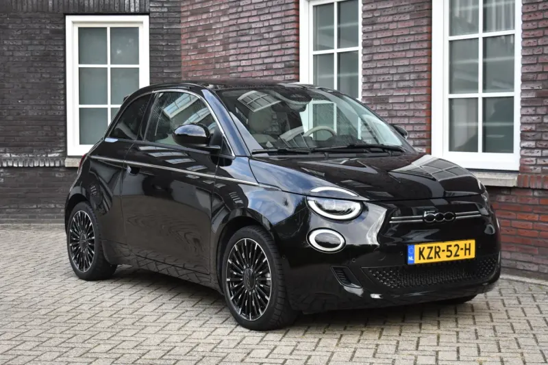 Fiat 500e (2024)