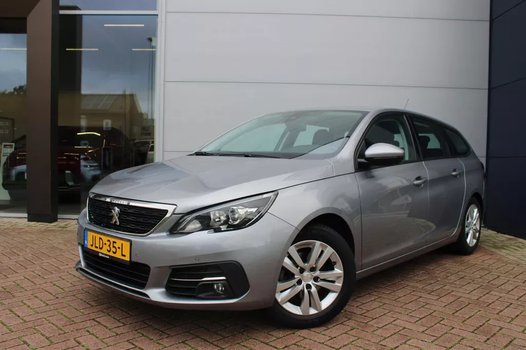 Peugeot 308 (2020) — foto 1