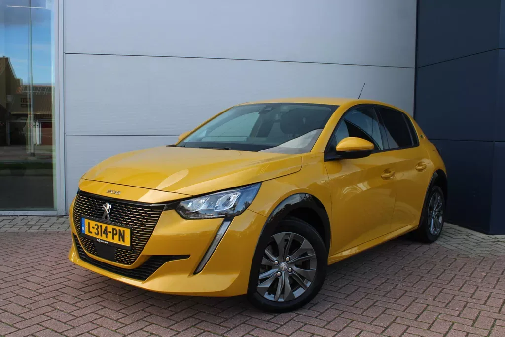 Peugeot e-208 (2021) — foto 1