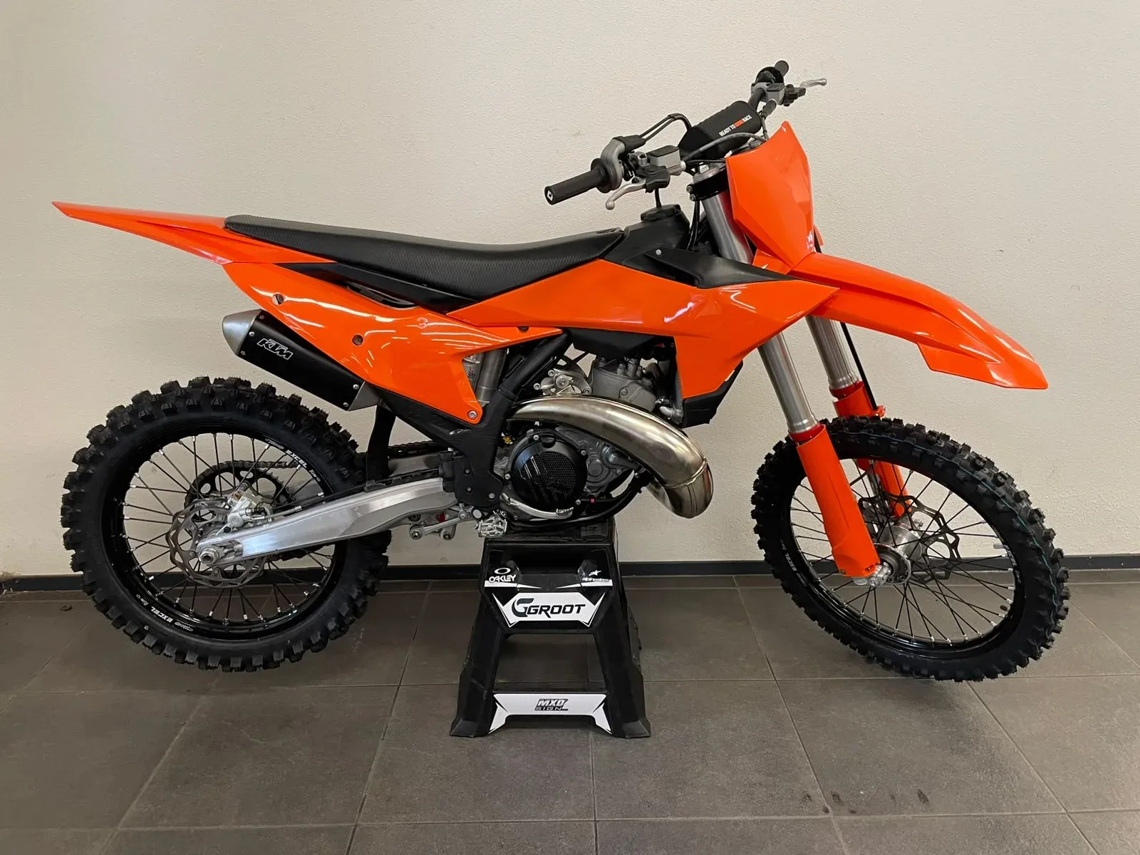 KTM 250 SX (2025) — foto 1