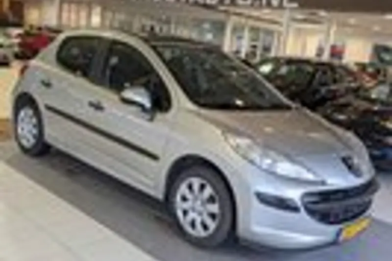 Peugeot 207 (2006)
