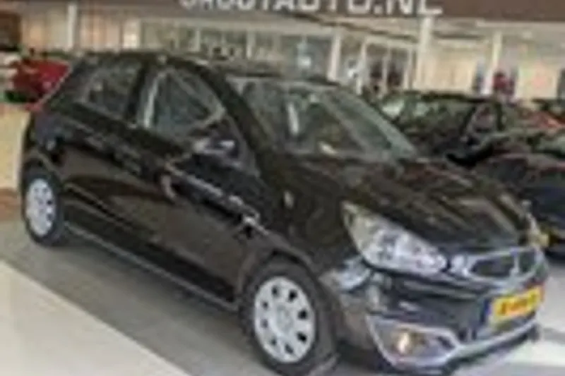 Mitsubishi Space Star (2016)