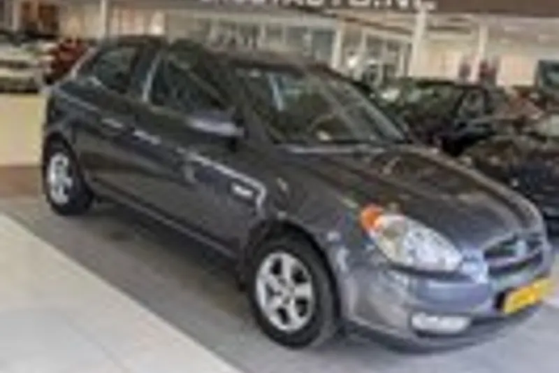 Hyundai Accent (2008)