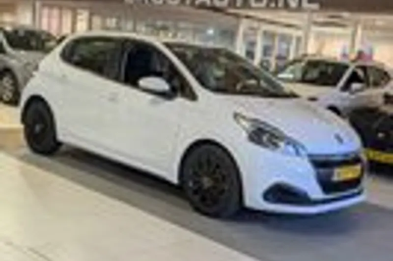 Peugeot 208 (2018)