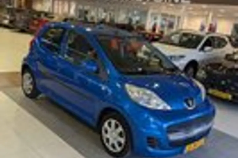Peugeot 107 (2010)