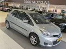 Toyota Yaris (2012) — foto 1