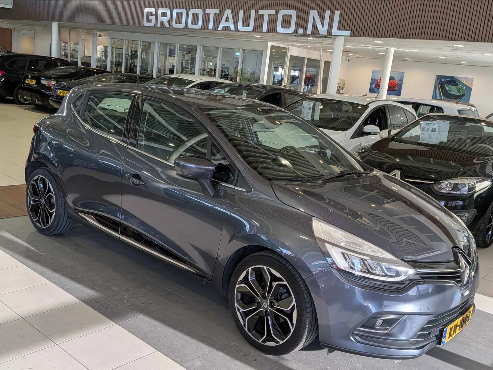 Renault Clio (2016) — foto 1